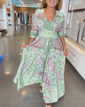 Load image into Gallery viewer, V-Neck 3/4 Sleeve Vacation Dress