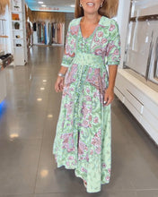 Load image into Gallery viewer, V-Neck 3/4 Sleeve Vacation Dress