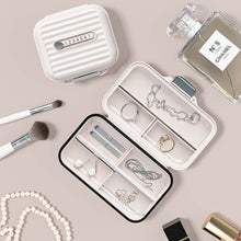 Load image into Gallery viewer, Mini portable pill box