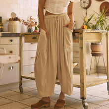 Load image into Gallery viewer, Women's Quinn Cargo Pants