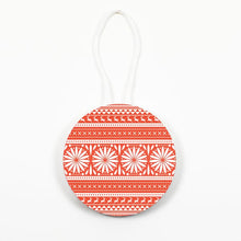 Load image into Gallery viewer, Prank Goat Scream Ornament