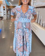 Load image into Gallery viewer, V-Neck 3/4 Sleeve Vacation Dress