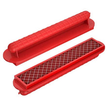 Load image into Gallery viewer, Perfect Criss-Cross Slots Hotdogs Slicer