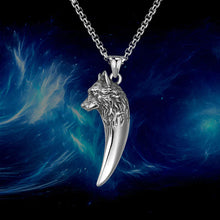 Load image into Gallery viewer, &#39;&#39; Never give up &#39;&#39; Wolf Necklace