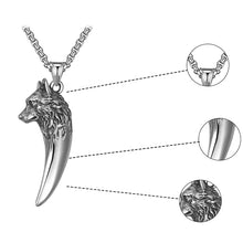 Load image into Gallery viewer, &#39;&#39; Never give up &#39;&#39; Wolf Necklace