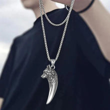 Load image into Gallery viewer, &#39;&#39; Never give up &#39;&#39; Wolf Necklace