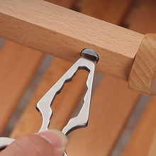 Load image into Gallery viewer, Outdoor Multifunctional Keychain