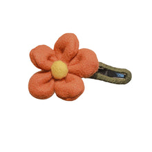 Load image into Gallery viewer, Elegant Plush Flower Hairpins
