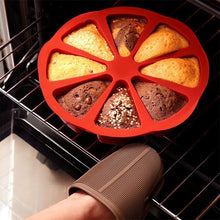 Load image into Gallery viewer, Triangle Non-Stick Silicone Cake Mold