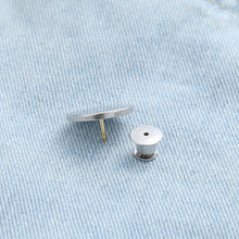 Load image into Gallery viewer, Magnetic Curtain Clip