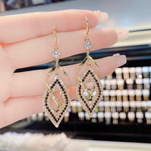 Load image into Gallery viewer, Rhombus Earrings With Diamonds