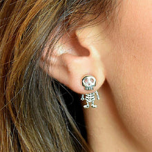 Load image into Gallery viewer, Punk Style Skull Ear Studs