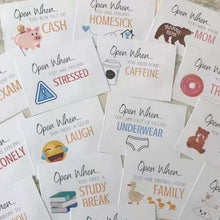 Load image into Gallery viewer, Piggy Envelope Postcard Set