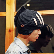 Load image into Gallery viewer, Hand-knitted Knight Hat