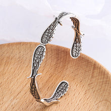 Load image into Gallery viewer, Angel Wings Vintage Bracelet