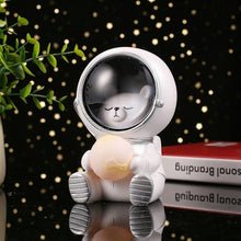 Load image into Gallery viewer, Astronaut Atmosphere LED Night Light