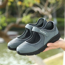 Load image into Gallery viewer, Women's Mary Jane Flat
