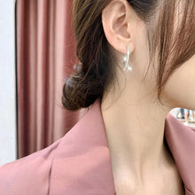 Load image into Gallery viewer, Fashion Cross Curved Earrings