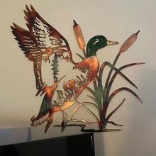 Load image into Gallery viewer, Wild Duck Metal Decorative Pendant