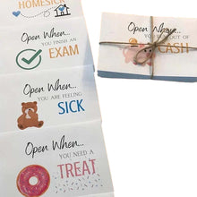 Load image into Gallery viewer, Piggy Envelope Postcard Set